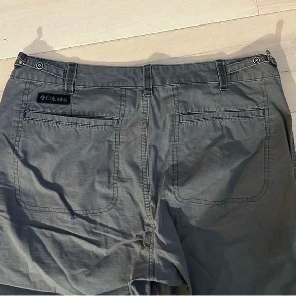 Columbia Gray Adjustable Waist Capris Size 10 - Picture 12 of 16